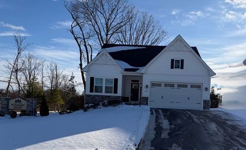 Photo of 101 Pleasant Grove Ct, Clairton, PA 15025 (MLS # 1735544)