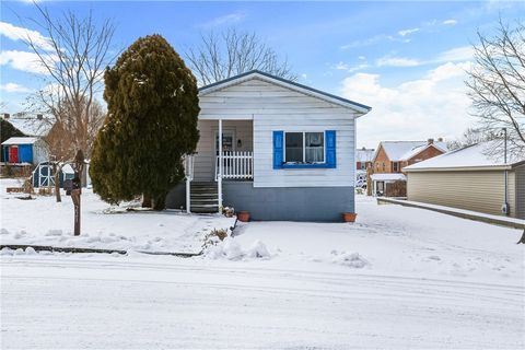 Photo of 221 Susquehanna St, Boswell, PA 15531 (MLS # 1733509)