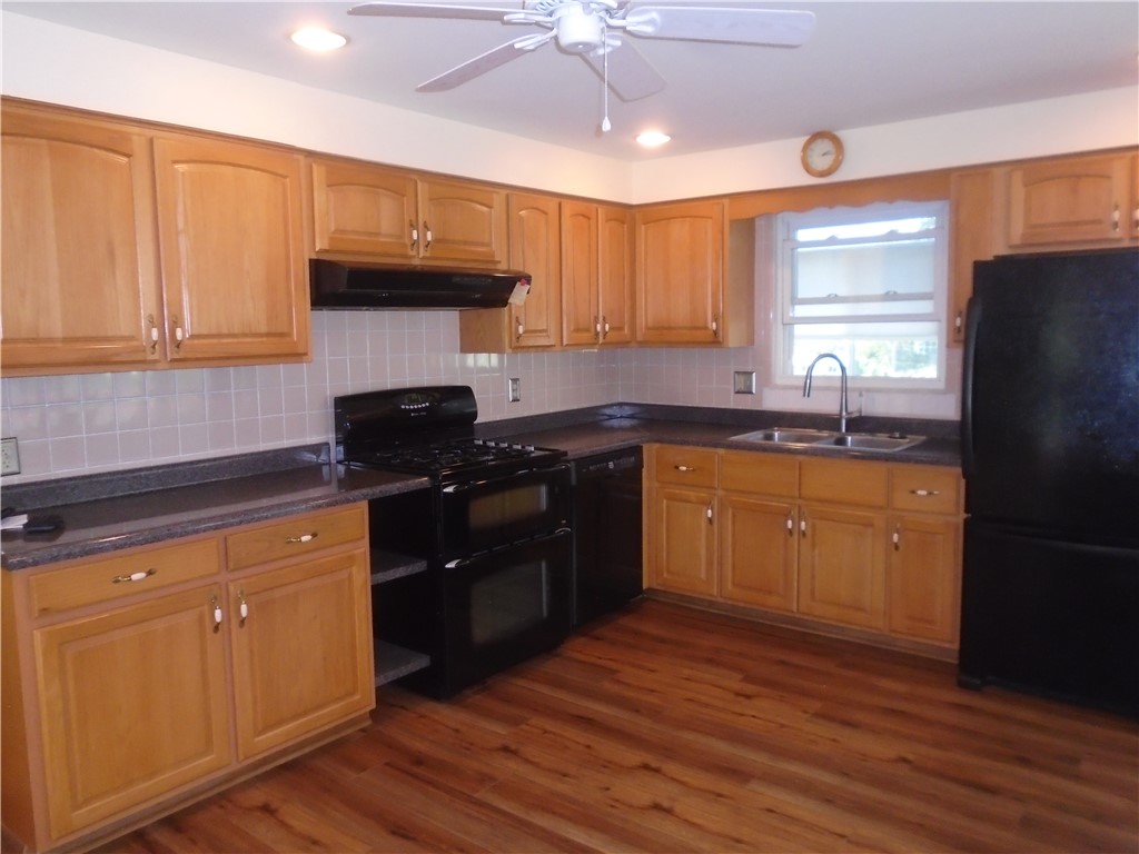 1040 Catherine Dr Dr, Conway, Pennsylvania image 6
