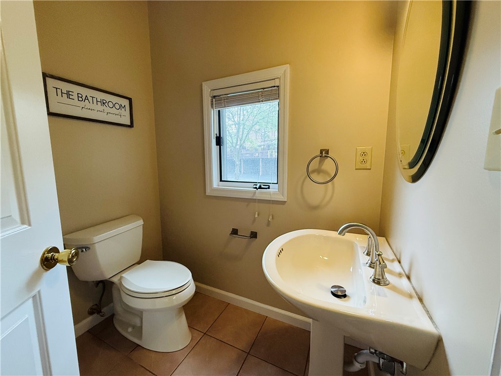 McCandless, Pennsylvania 15044, United States, 3 Bedrooms Bedrooms, ,3 BathroomsBathrooms,Residential,Active,148495