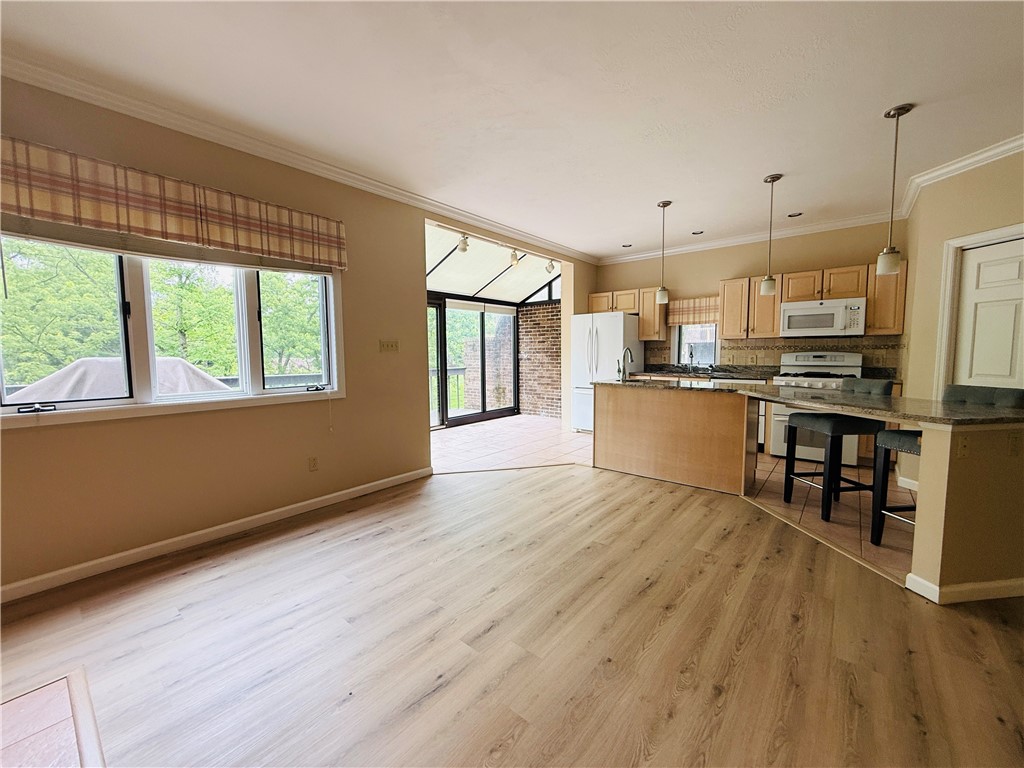 McCandless, Pennsylvania 15044, United States, 3 Bedrooms Bedrooms, ,3 BathroomsBathrooms,Residential,Active,148495