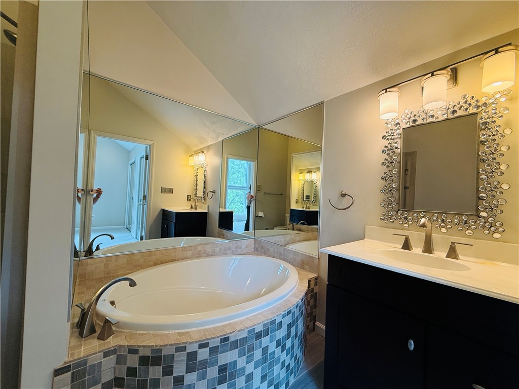 McCandless, Pennsylvania 15044, United States, 3 Bedrooms Bedrooms, ,3 BathroomsBathrooms,Residential,Active,148495
