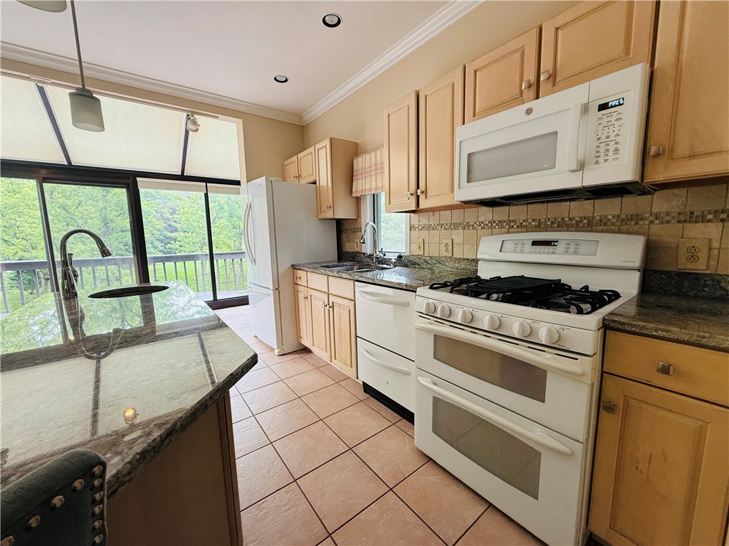 McCandless, Pennsylvania 15044, United States, 3 Bedrooms Bedrooms, ,3 BathroomsBathrooms,Residential,Active,148495