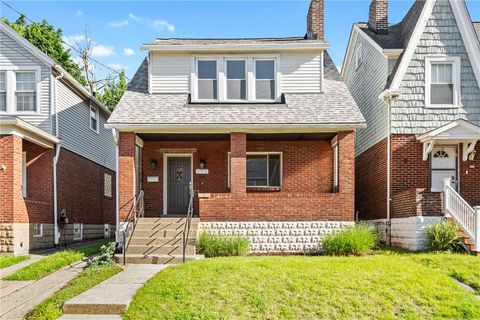 Photo of 960 Stanford Rd, Pittsburgh, PA 15212 (MLS # 1751787)