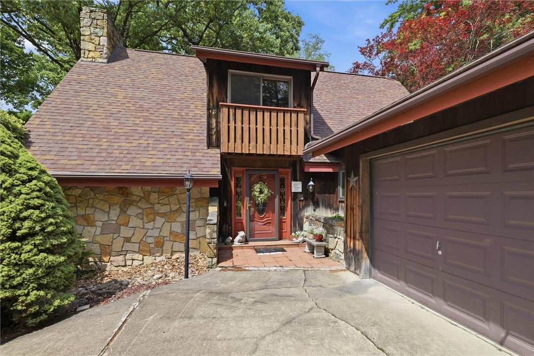 717 Zubal Rd