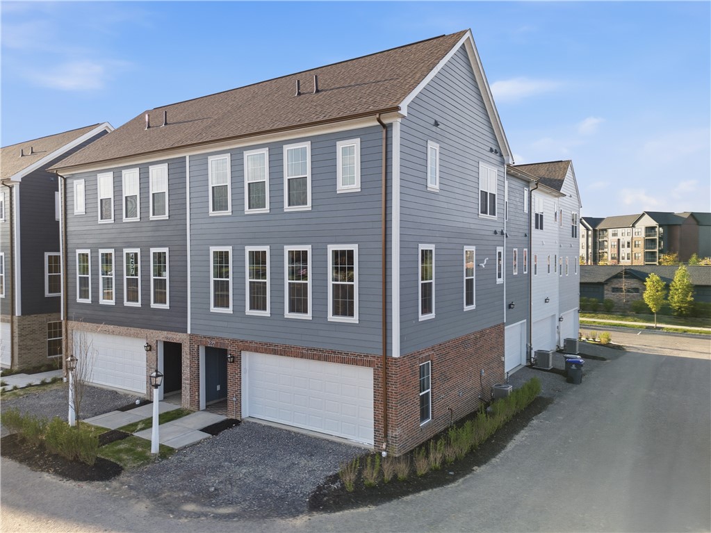 227 Oliver Way