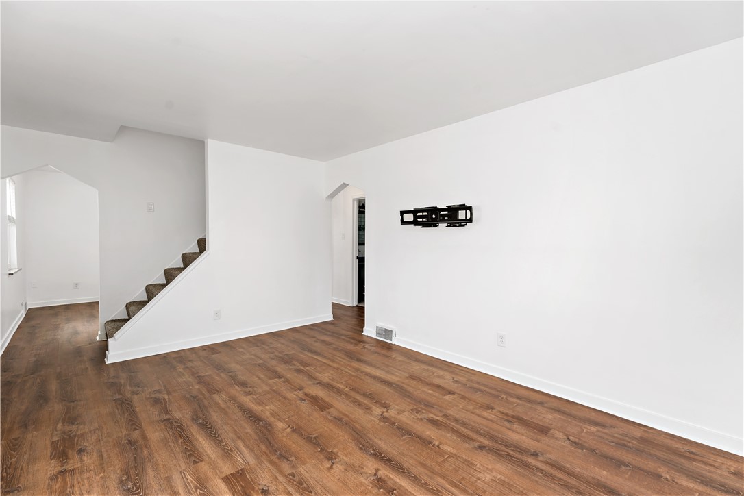 3652 OAKLEAF RD