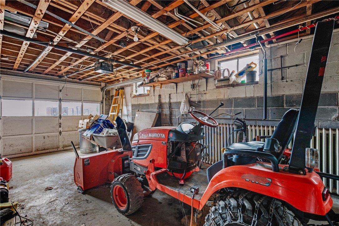 Summit Twp - Som, Pennsylvania 15552, United States, 4 Bedrooms Bedrooms, ,2 BathroomsBathrooms,Residential,Pending,104795