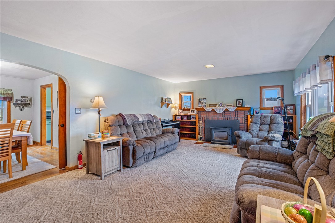 Summit Twp - Som, Pennsylvania 15552, United States, 4 Bedrooms Bedrooms, ,2 BathroomsBathrooms,Residential,Pending,104795