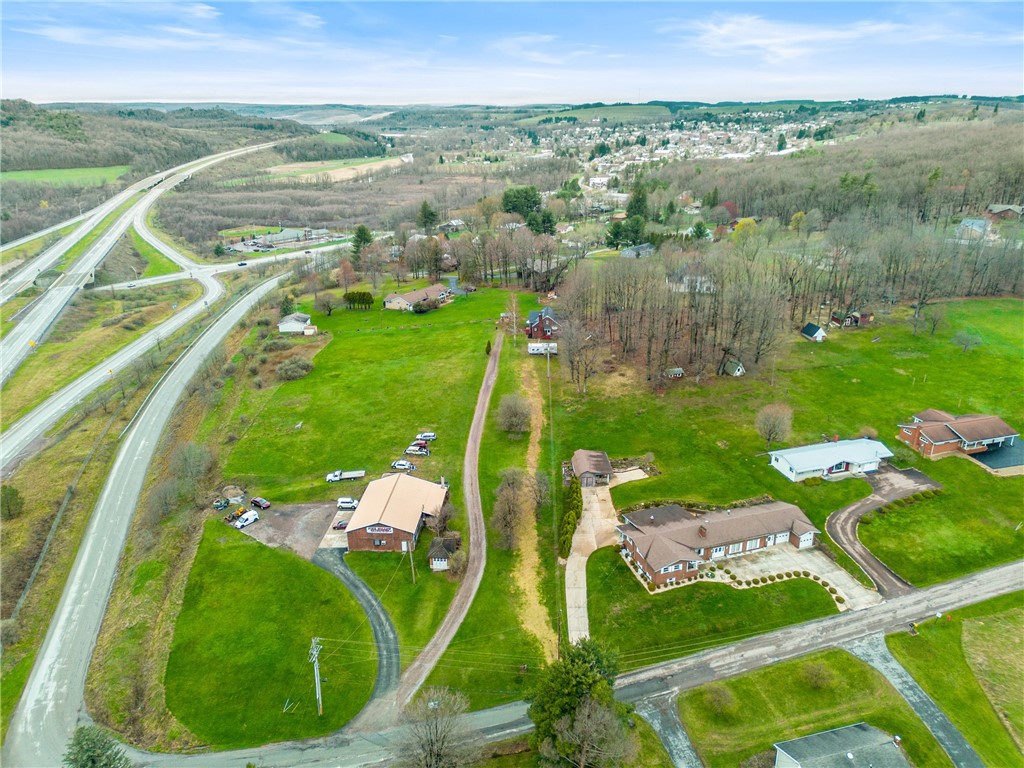 Summit Twp - Som, Pennsylvania 15552, United States, 4 Bedrooms Bedrooms, ,2 BathroomsBathrooms,Residential,Pending,104795