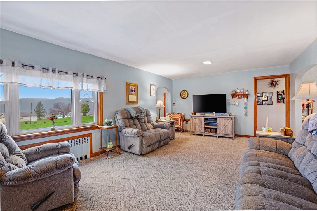 Summit Twp - Som, Pennsylvania 15552, United States, 4 Bedrooms Bedrooms, ,2 BathroomsBathrooms,Residential,Pending,104795