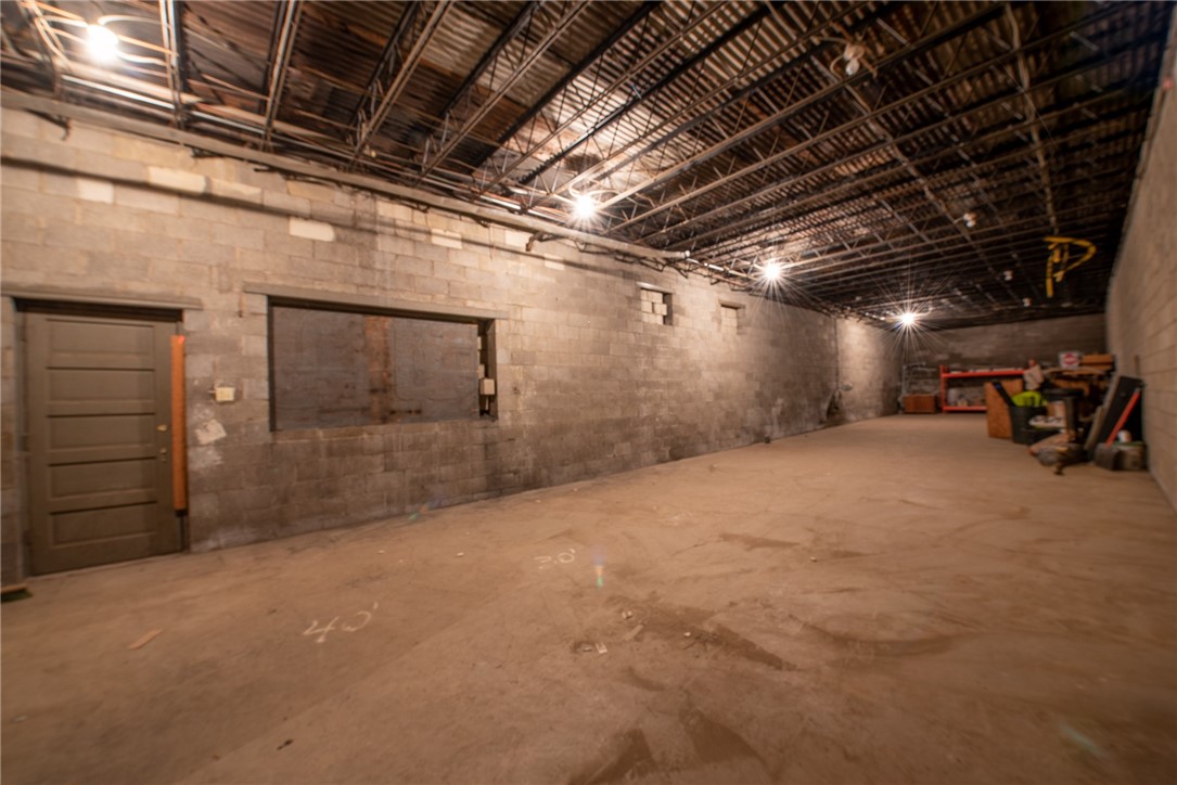 Vandergrift, Pennsylvania 15690, United States, ,Commercial,Active,206359