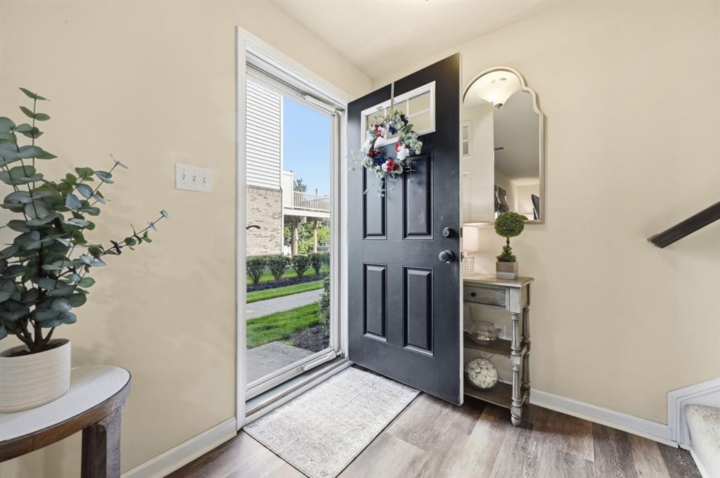 601 Pointe View Drive