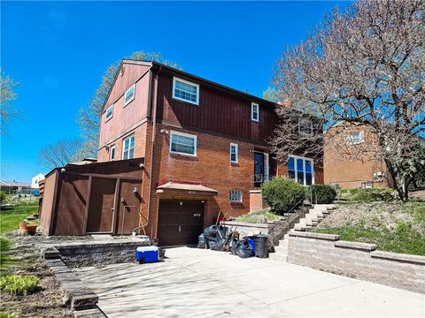 Photo of 413 Brunner Dr, Monroeville, PA 15146 (MLS # 1747617)