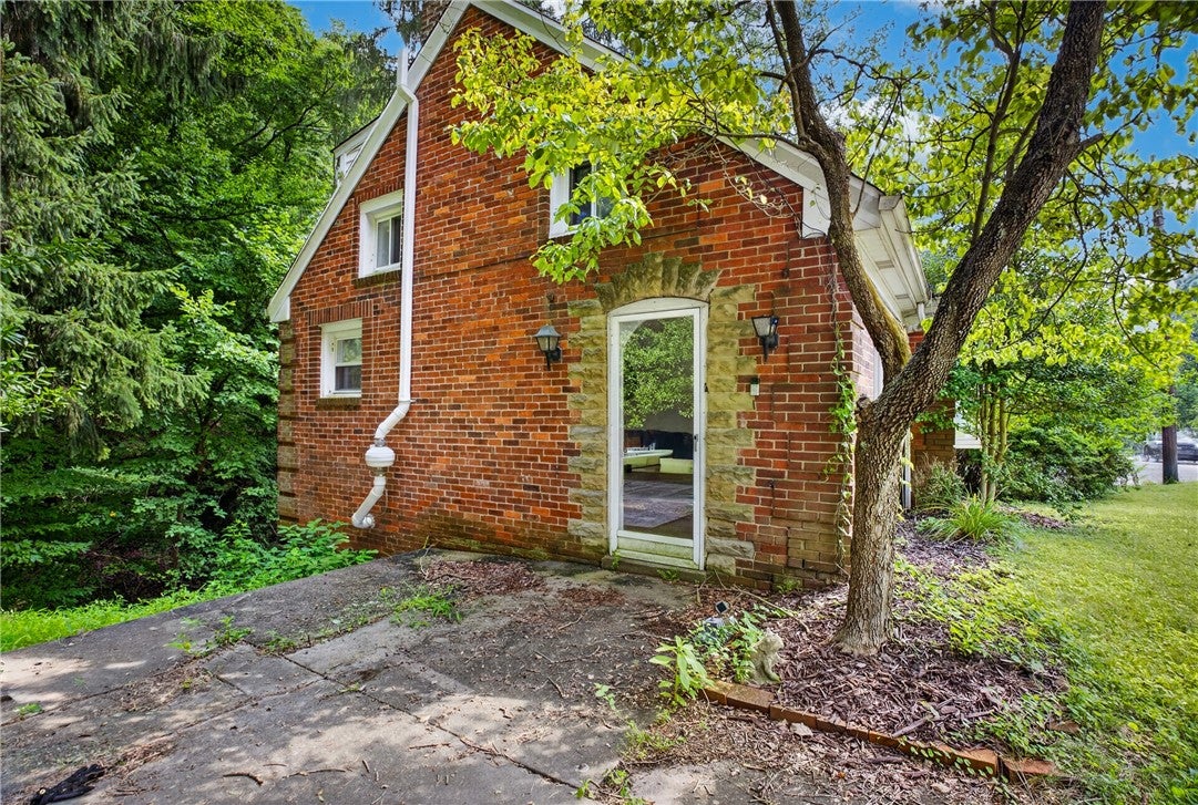 290 Sewickley Oakmont Rd