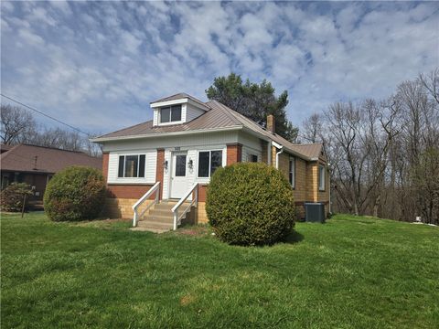 Photo of 1425 Barclay Hill Rd, Beaver, PA 15009 (MLS # 1746249)