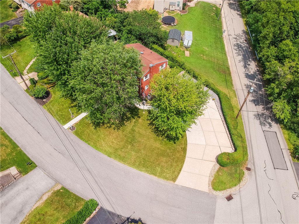 400 Cherrywood Dr