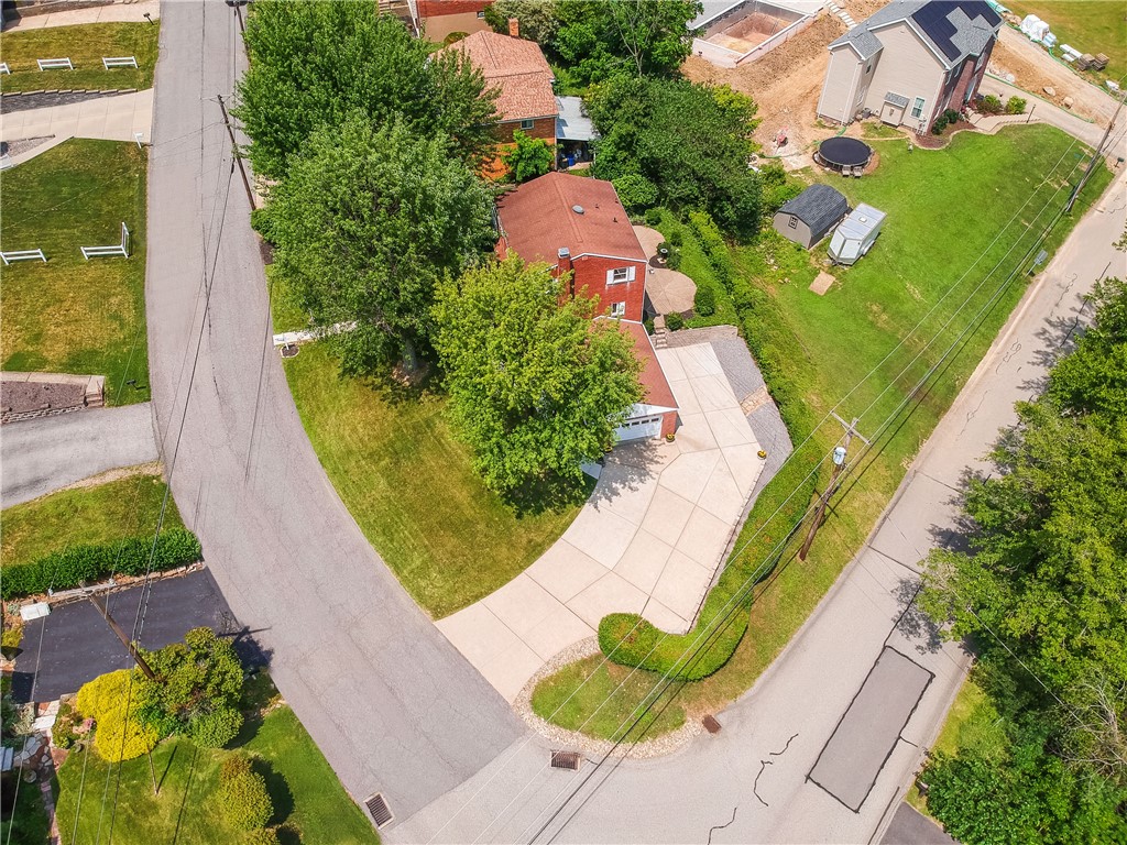 400 Cherrywood Dr