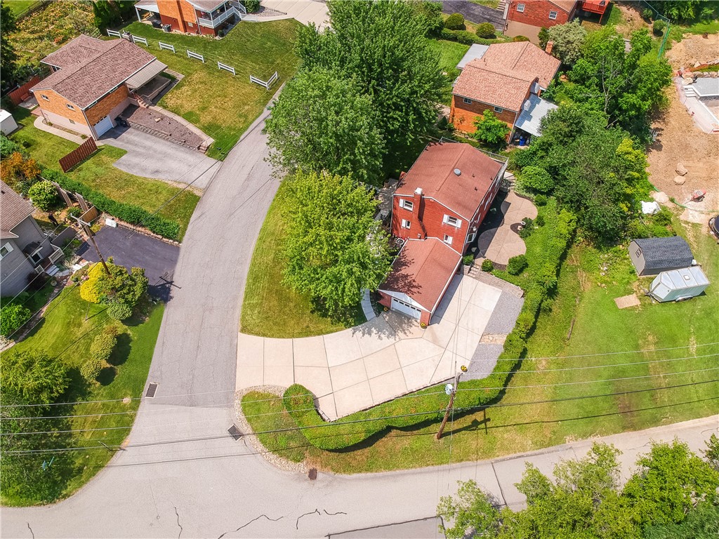 400 Cherrywood Dr