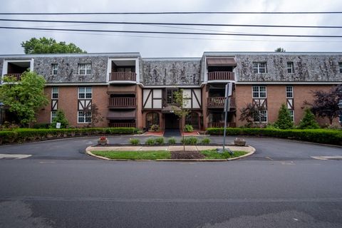 136 Centennial Ave. Unit#307 Sewickley PA 15143