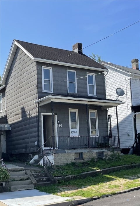 Homes For Sale - 124 E 15th Ave Ave<br/> Homestead, PA 15120
