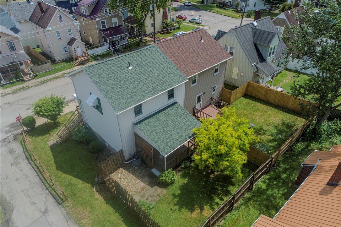 610 Eau Claire St