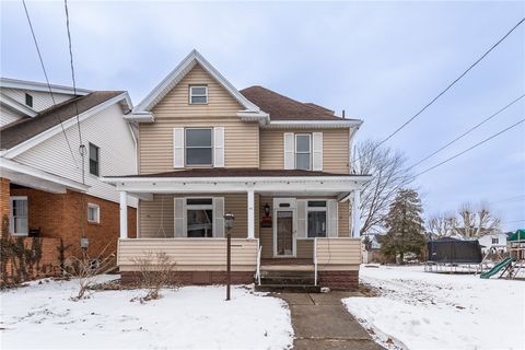 Photo of 1206 Sycamore St, Connellsville, PA 15425 (MLS # 1740015)