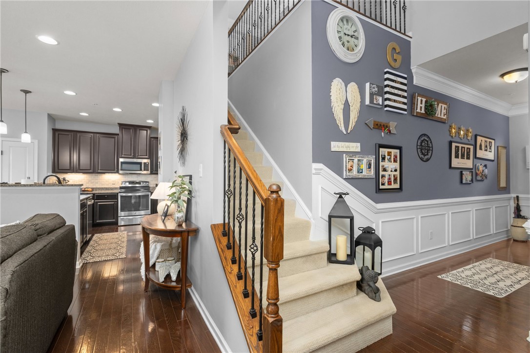 800 Whitney Dr