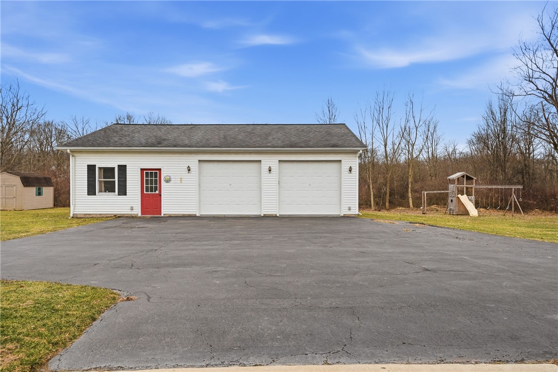 3699 Mitchell Rd