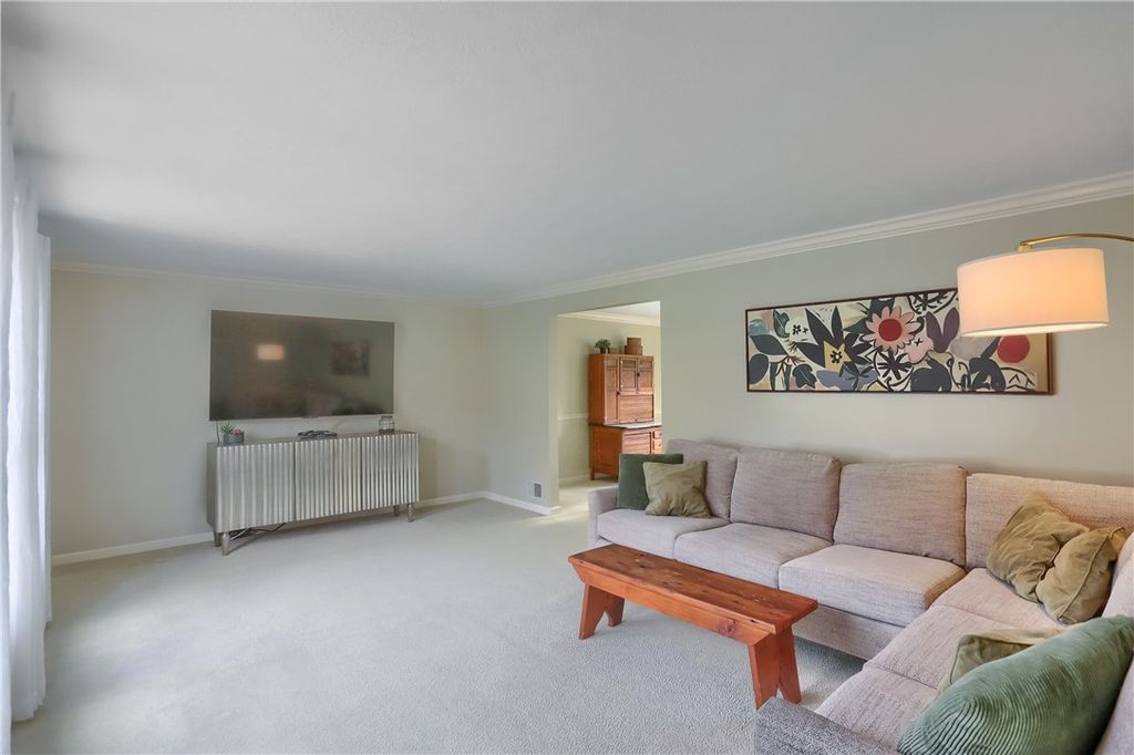 Photo of 1702 Guyton Rd, Allison Park, PA 15101 (MLS # 1733340)