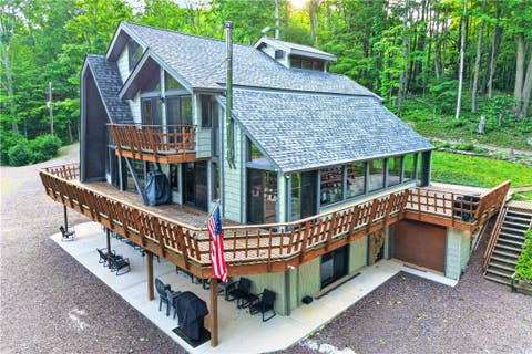 Photo for 927 Wilkins Hollow Rd