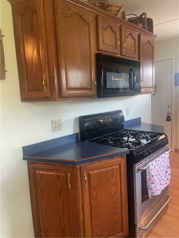 Sharon, Pennsylvania 16146, United States, 2 Bedrooms Bedrooms, ,1 BathroomBathrooms,Residential,Active,178606