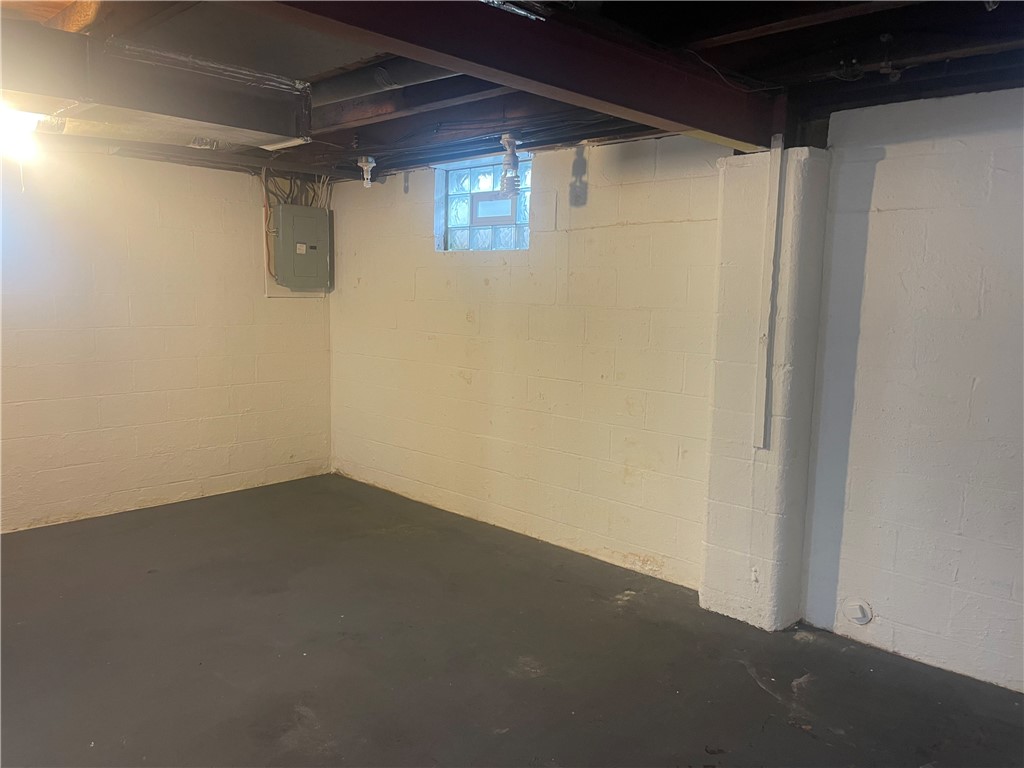 Sharon, Pennsylvania 16146, United States, 2 Bedrooms Bedrooms, ,1 BathroomBathrooms,Residential,Active,178606