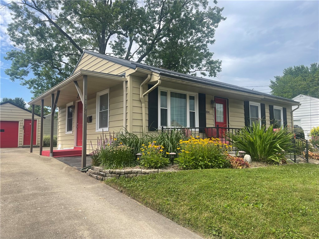 Sharon, Pennsylvania 16146, United States, 2 Bedrooms Bedrooms, ,1 BathroomBathrooms,Residential,Active,178606