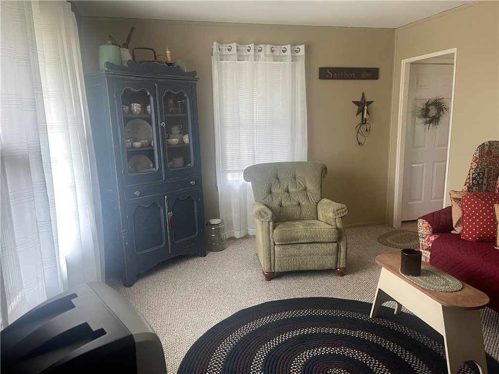 Sharon, Pennsylvania 16146, United States, 2 Bedrooms Bedrooms, ,1 BathroomBathrooms,Residential,Active,178606