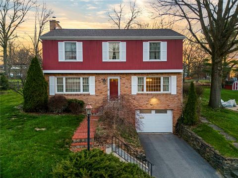 Photo of 113 Wiltshire Dr, Pittsburgh, PA 15241 (MLS # 1745476)