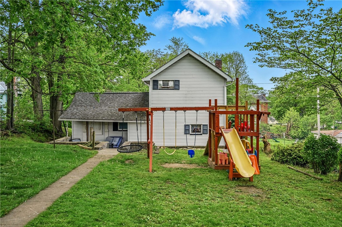 406 Spring St St, Jamestown, Pennsylvania image 4