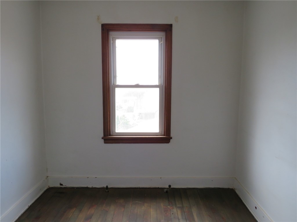 127 Maple St