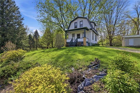 Homes For Sale - 1239 Rebecca St St<br/> New Castle, PA 16101
