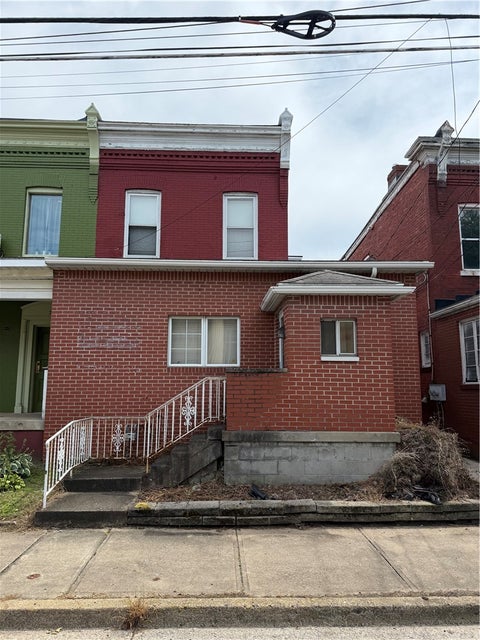 Multifamily For Sale - 224 S 5th Street St<br/> Jeannette, PA 15644