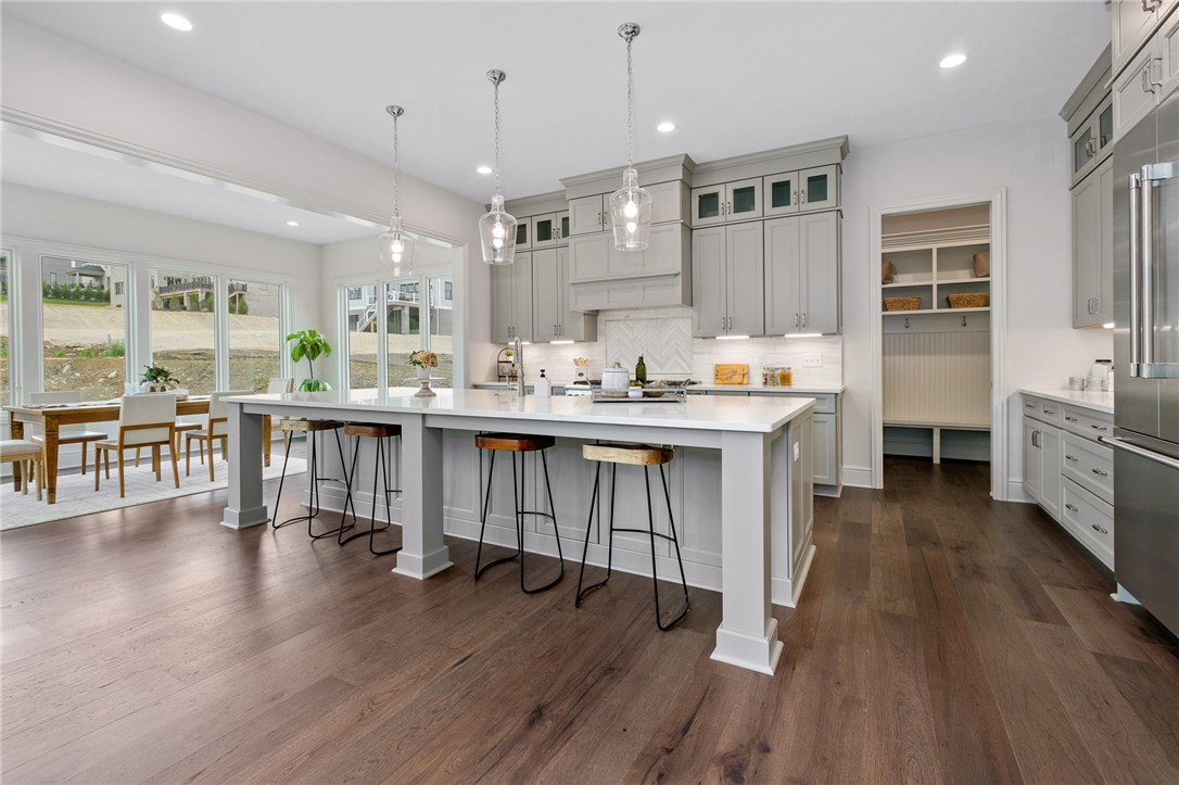 Marshall, Pennsylvania 15005, United States, 6 Bedrooms Bedrooms, ,6 BathroomsBathrooms,Residential,Active,138171