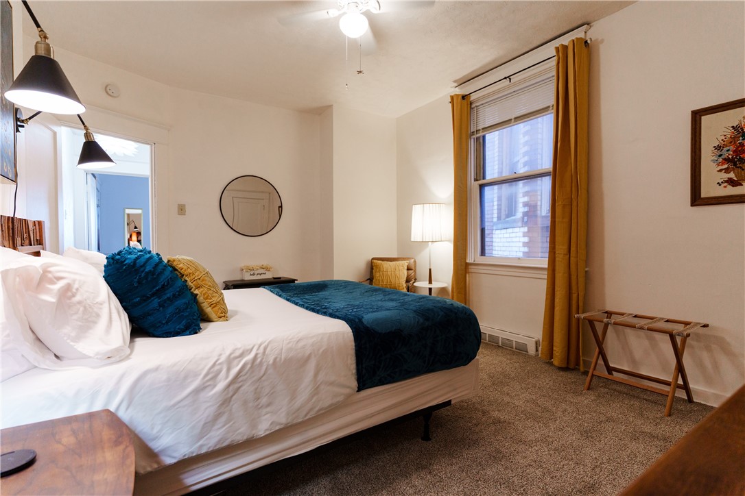 Mt Washington, Pennsylvania 15211, United States, 2 Bedrooms Bedrooms, ,1 BathroomBathrooms,Residential,Active,230712