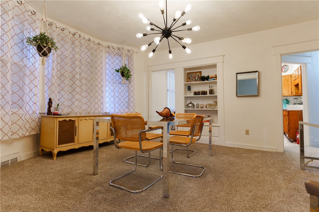 Mt Washington, Pennsylvania 15211, United States, 2 Bedrooms Bedrooms, ,1 BathroomBathrooms,Residential,Active,230712