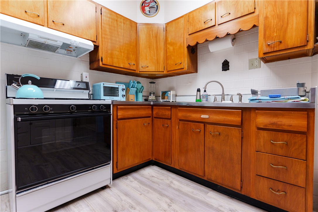 Mt Washington, Pennsylvania 15211, United States, 2 Bedrooms Bedrooms, ,1 BathroomBathrooms,Residential,Active,230712