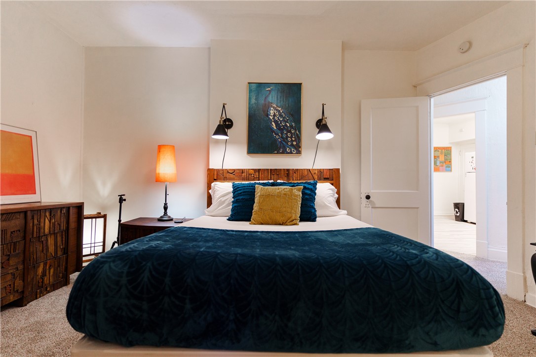 Mt Washington, Pennsylvania 15211, United States, 2 Bedrooms Bedrooms, ,1 BathroomBathrooms,Residential,Active,230712