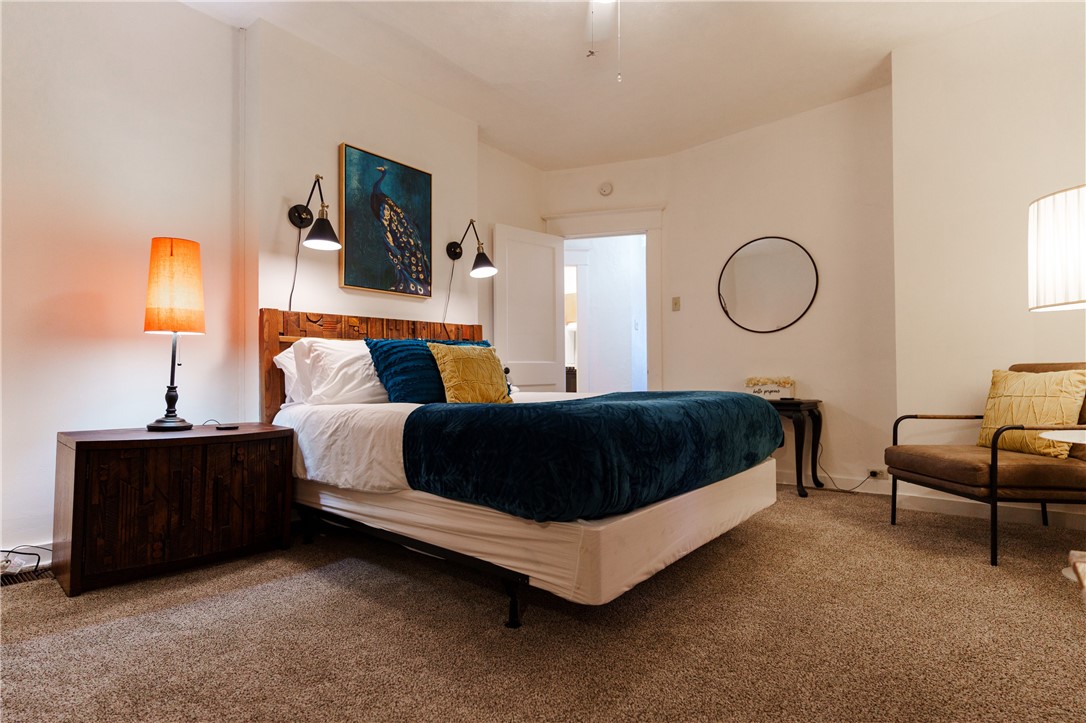 Mt Washington, Pennsylvania 15211, United States, 2 Bedrooms Bedrooms, ,1 BathroomBathrooms,Residential,Active,230712