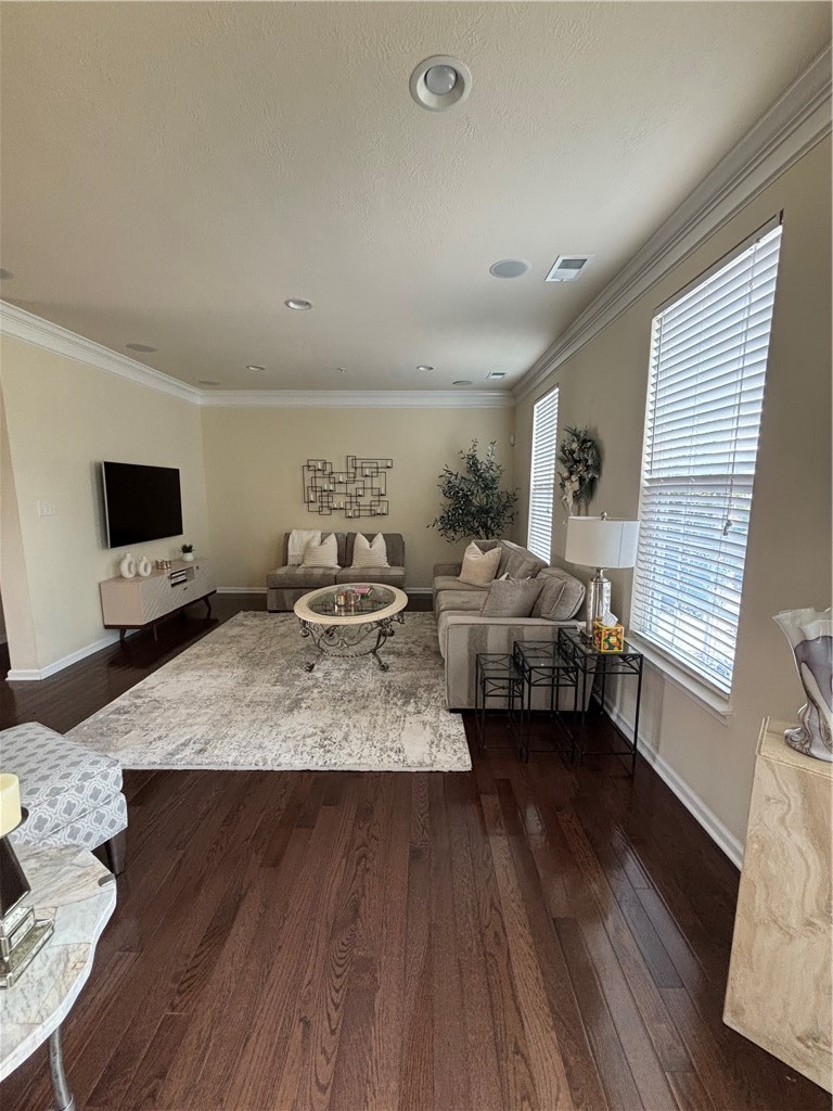 607 Shelley Ln