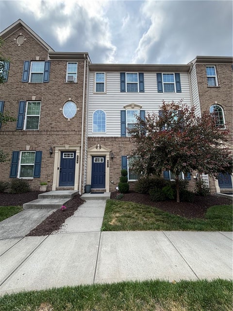 Photo of 607 Shelley Ln, Wexford, PA 15090 (MLS # 1759506)