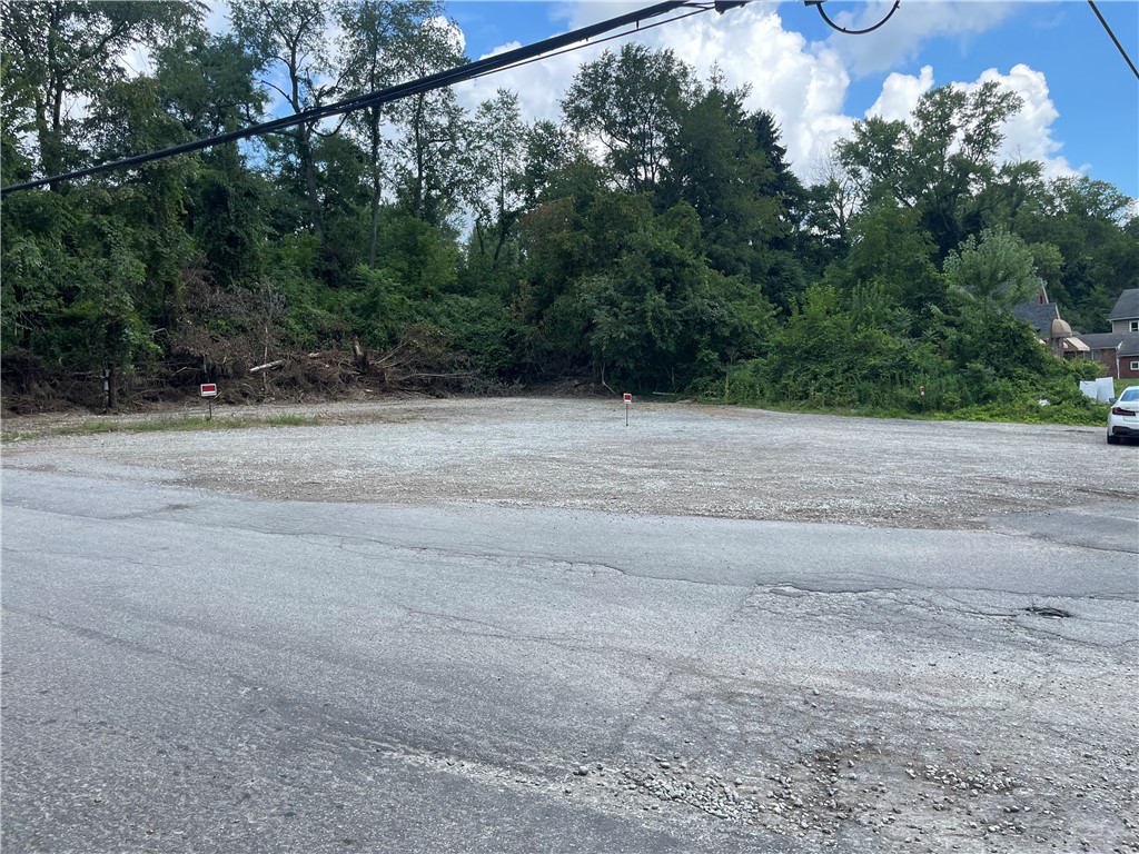 Cecil, Pennsylvania 15321, United States, ,Residential,Active,213833