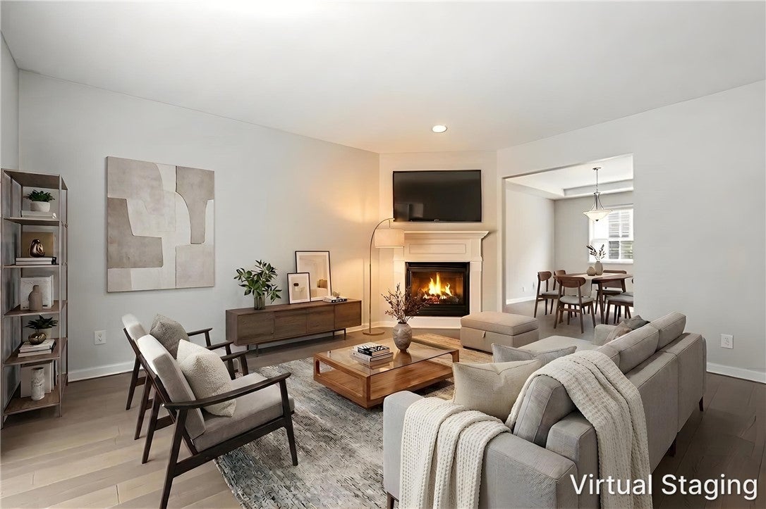 203 Northglen Ct